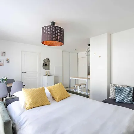 Cosy Prusse - Metro 7, La Villette, Paris, Quiet Apartment Pantin