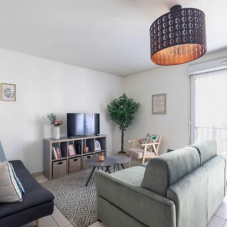 Apartment Cosy Prusse - Metro 7, La Villette, Paris, Quiet *